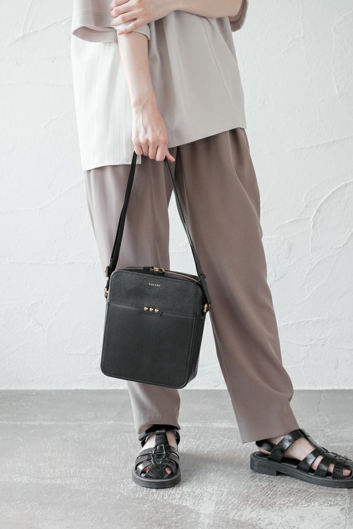 CULLNI クルニ Square leather shoulder bag(basic) | T.T. GARRET