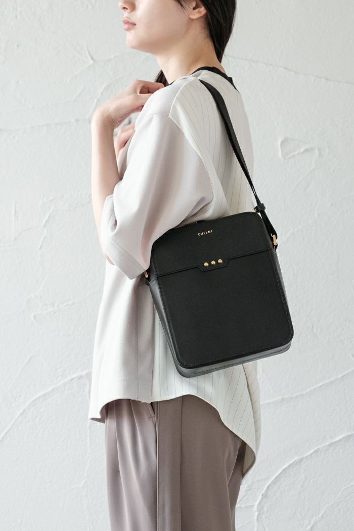 CULLNI クルニ Square leather shoulder bag(basic) | T.T. GARRET