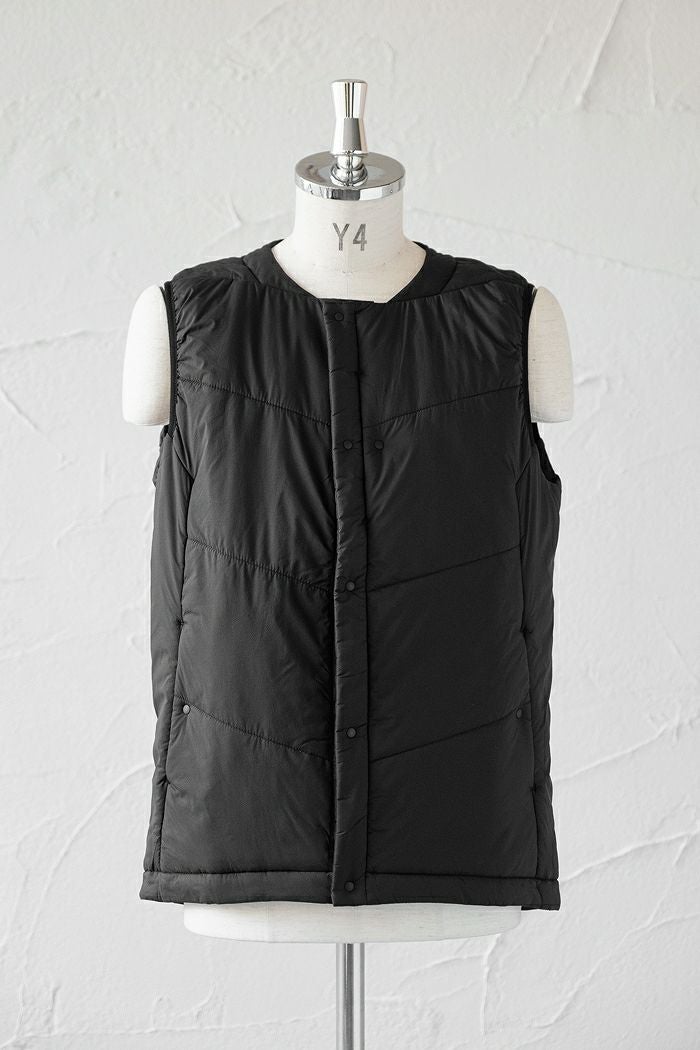 新品 suzuki takayuki スズキタカユキ knitted vest suzuki takayuki fulling knitted vest（スズキタカユキ フリング