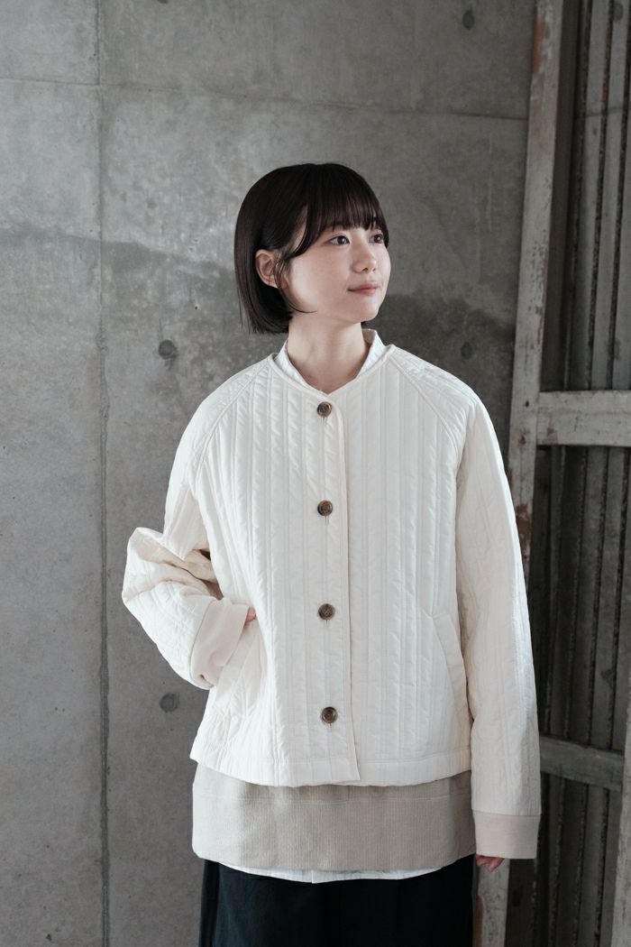 yuni ユニ N/Cタイプライター eboダウンブルゾン(24AW) | T.T. GARRET