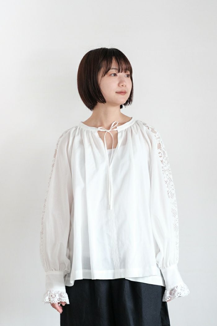 Heriter エリテ cluny lace blouse(25SS) | T.T. GARRET