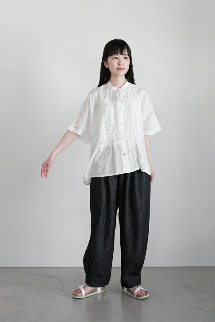 yuni ユニ カットワーク刺繍スクエアブラウス(25SS) | T.T. GARRET