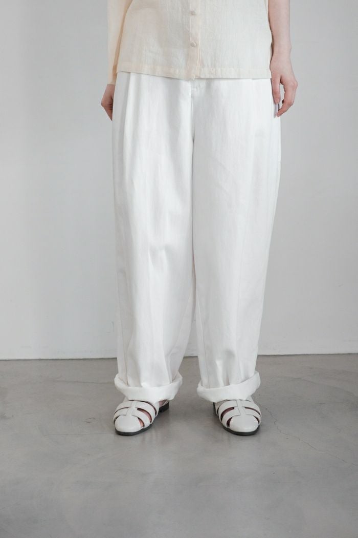 Porter des boutons ポルテデブトン デニムワンタックパンツ(25SS