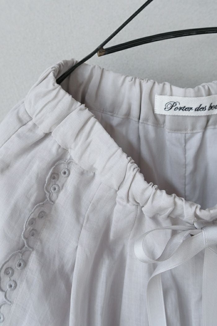 Porter des boutons ポルテデブトン ボーラースカラップパンツ(26SS