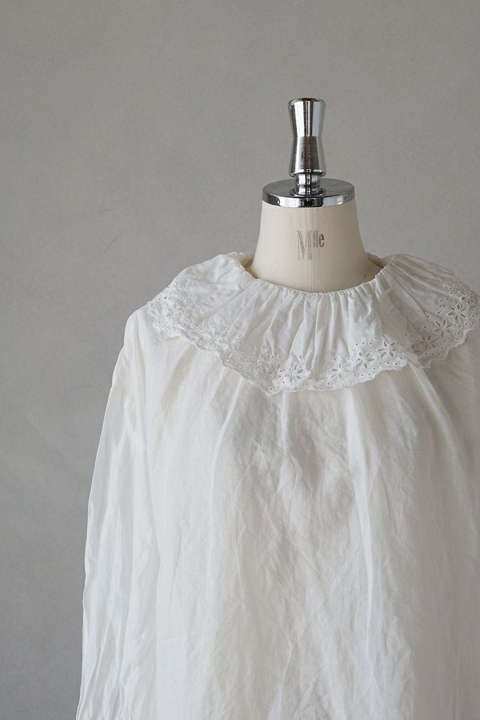 Gauze# ガーゼ アンティークレースフリル2WAYブラウス(25AW) | T.T.