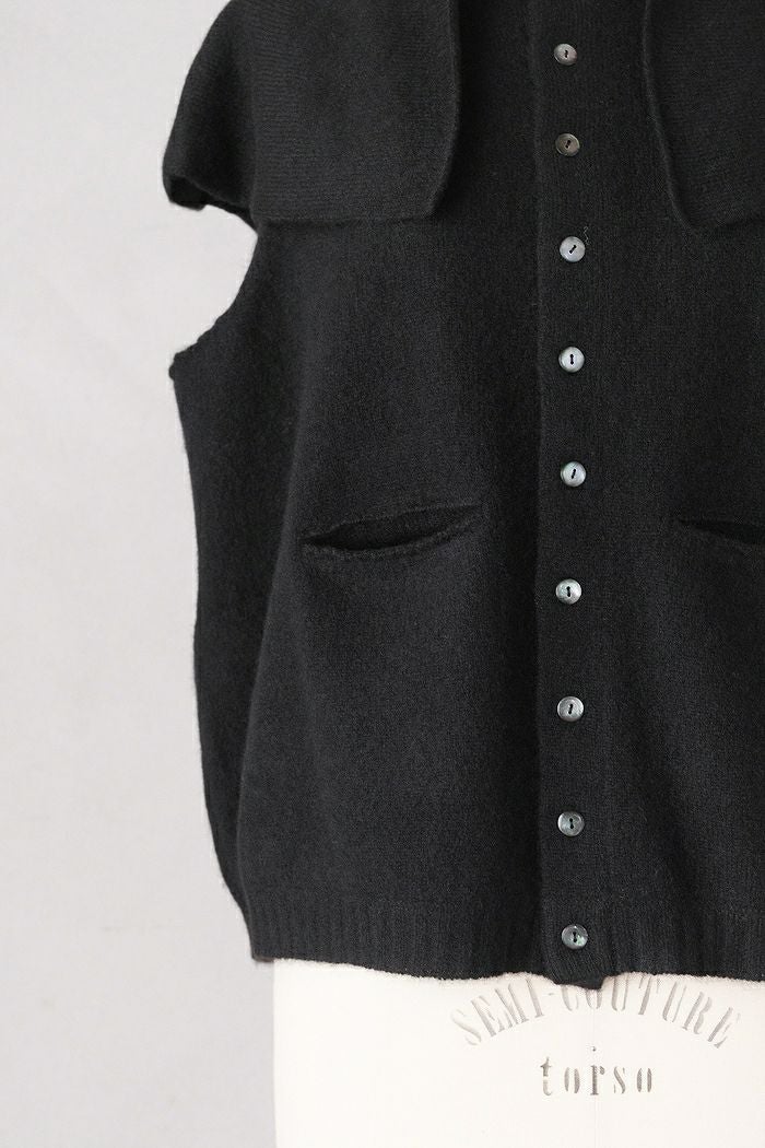 GASA＊ベスト GASA* ガサ 静寂 ニットケープベスト(25AW) | T.T. GARRET