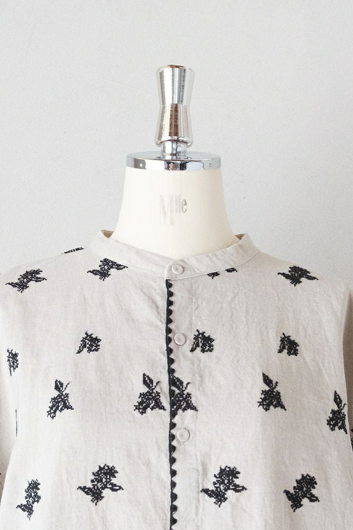 qiri キリ 金木犀 embroidery ワンピース(25AW) | T.T. GARRET