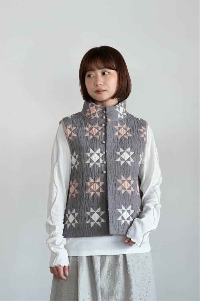 qiri キリ patchwork quilt jacquard vest(25AW) | T.T. GARRET qiri キリ patchwork quilt jacquard vest(25AW) | T.T. GARRET