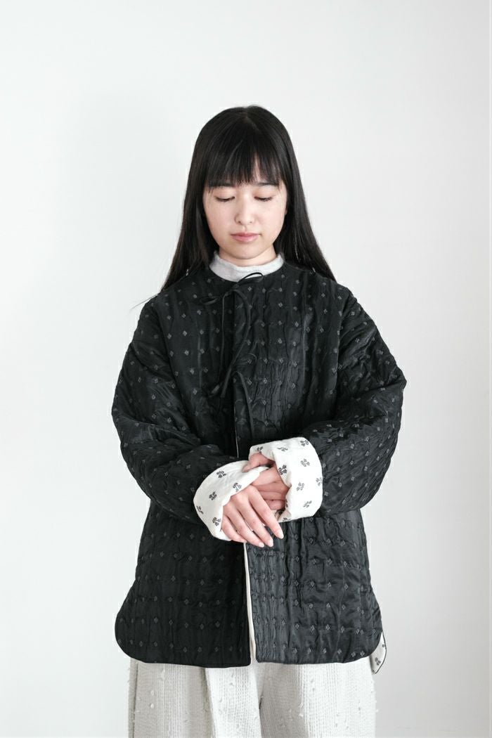 qiri キリ flower dot quilt jacquard over jacket(25AW) | T.T. GARRET