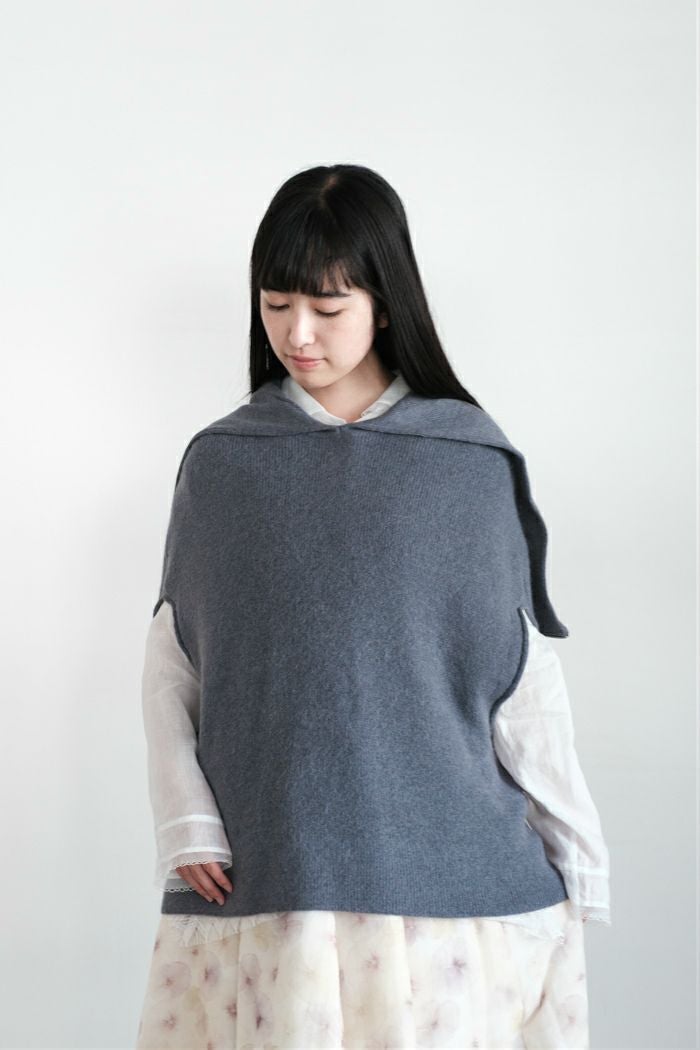 yuni ユニ カットワーク刺繍スクエアブラウス(25SS) | T.T. GARRET