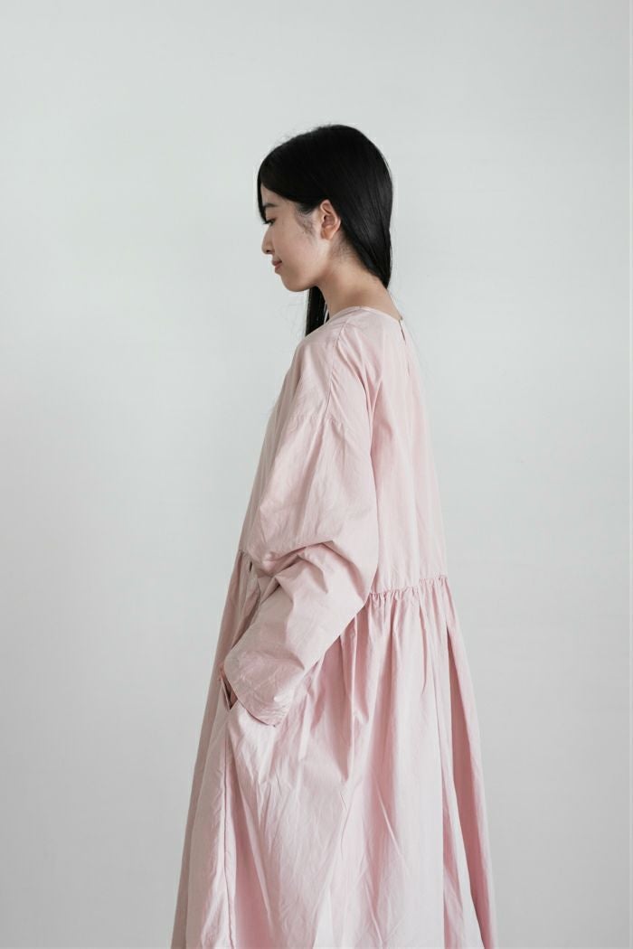 Gauze# ガーゼ ヌーボースイッチングギャザーワンピース(25AW) | T.T.
