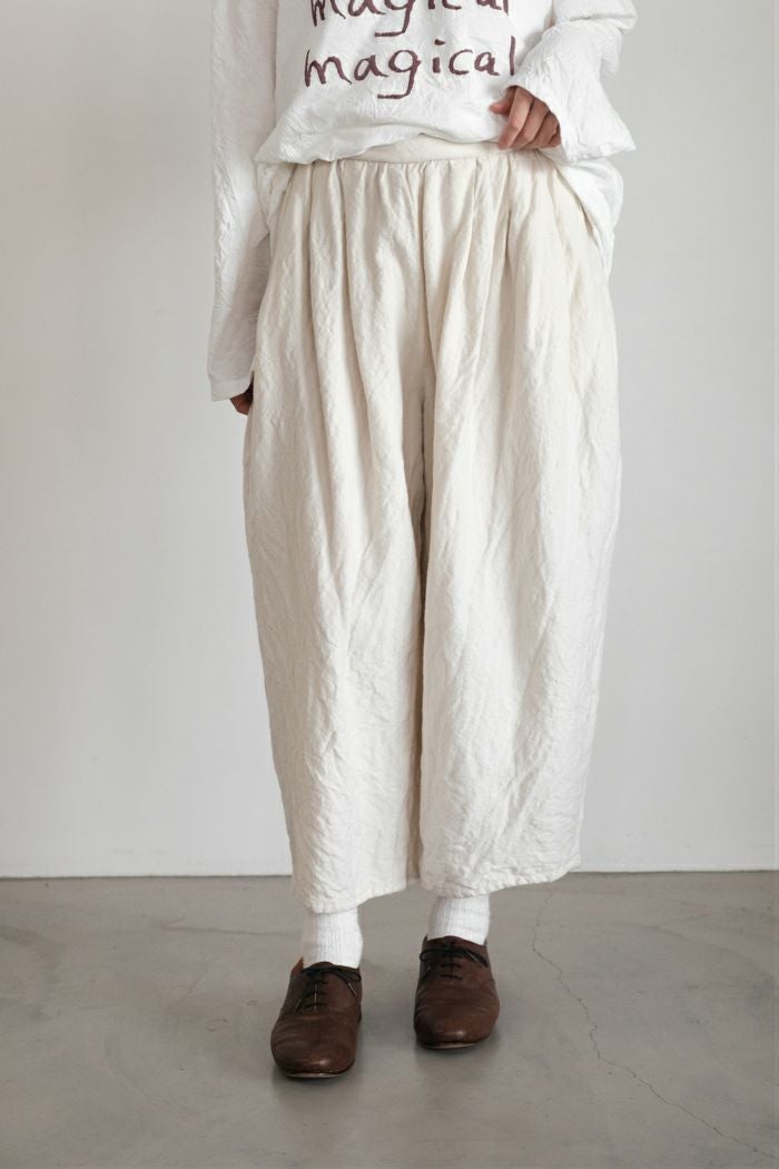 ROBE de PEAU ローブデポー カミーユウールタックパンツ(25AW) | T.T.