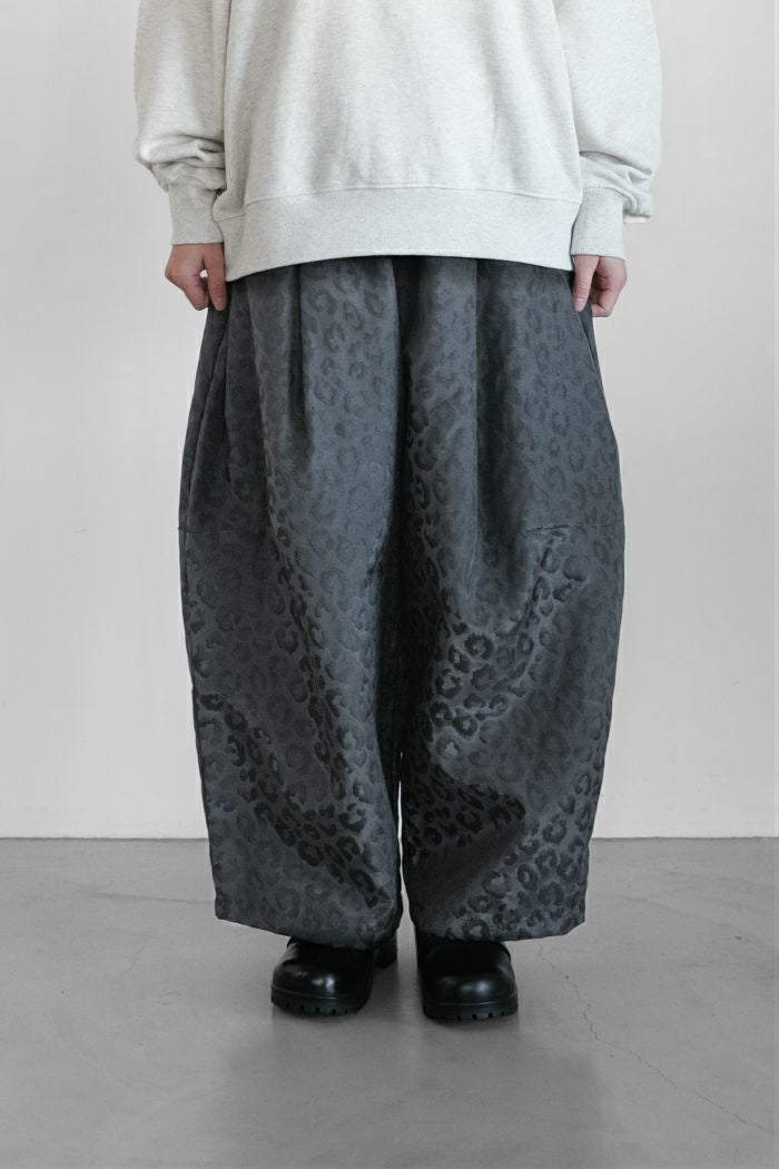 nunuforme ヌヌフォルム ダブルタックパンツ(25AW) | T.T. GARRET
