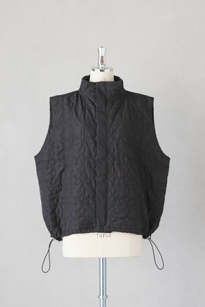 marble SUD マーブルシュッド シマエナガキルト ベスト (25AW) | T.T.