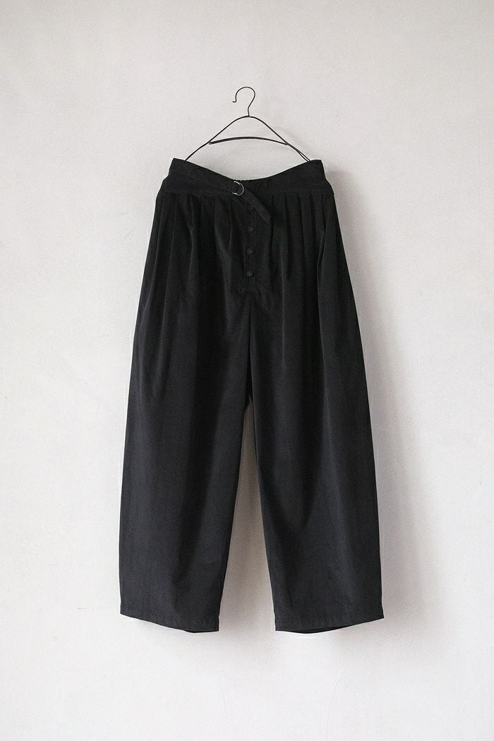 Porter des boutons ポルテデブトン コーデュロイパンツ(24AW) | T.T.