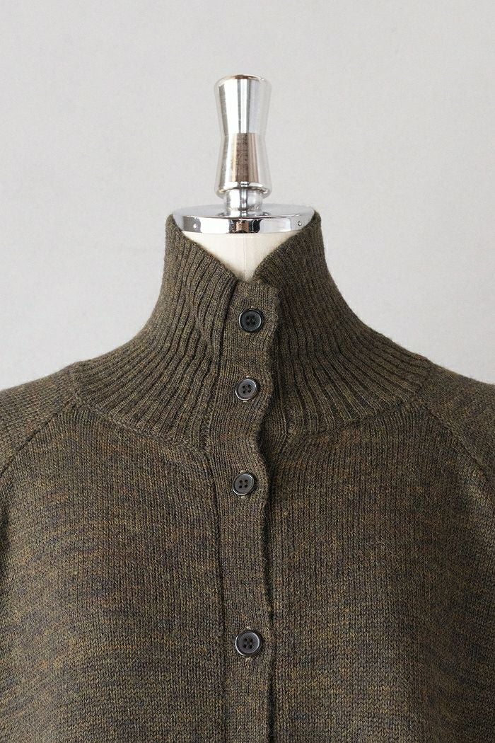 SOIL ソイル 7GG 2PLY PLAIN STITCH COTSWOLDS TURTLE NECK BUTTON