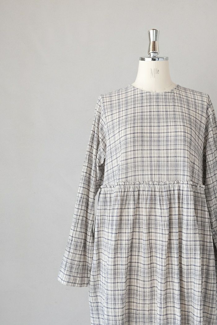 bulle de savon ビュルデサボン ちぢみcheckワンピース(26SS) | T.T.