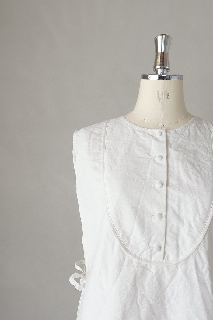 Gauze# ガーゼ アンティークスカラップレース キルトジレ(26SS) | T.T.