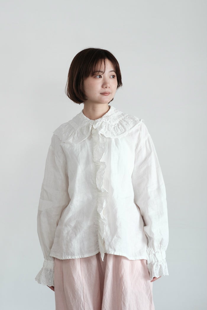 Gauze# ガーゼ ameri アンティーク フリルブラウス(26SS) | T.T. GARRET