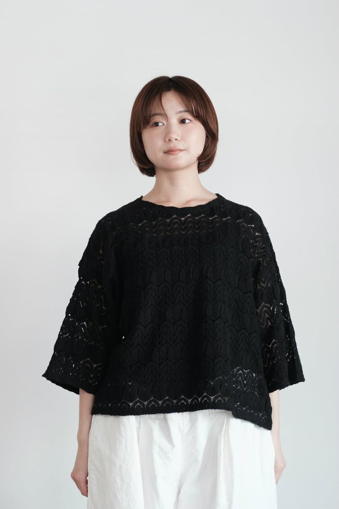 定価¥36,300- Vlas Blomme（ヴラスブラム）　チュニックシャツ リネン チュニックシャツ／Vlas Blomme（ヴラスブラム）｜愛着を持って