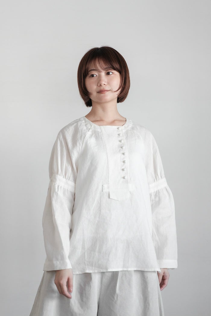 【新品】  MAGALI / マガリ | 2023SS | ベルガモリネンギャザースリーブプルオーバー トップス | F | レディース 新品】 MAGALI / マガリ | 2023SS | ベルガモリネンギャザースリーブ