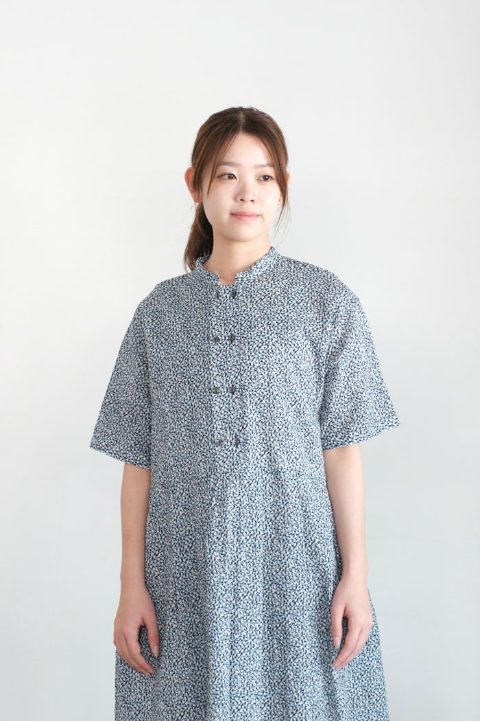 PAR ICI パーリッシィ 小花ダブル釦スタンドワンピース(26SS) | T.T.