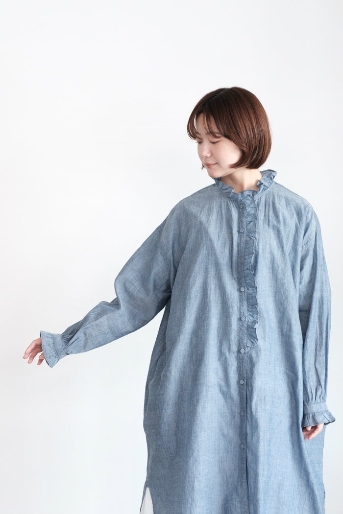 maison de soil 　シャンブレー・フリルカラーロングシャツ maison de soil メゾン ド ソイルHANDWOVEN YARN DYE CHAMBRAY FRILL
