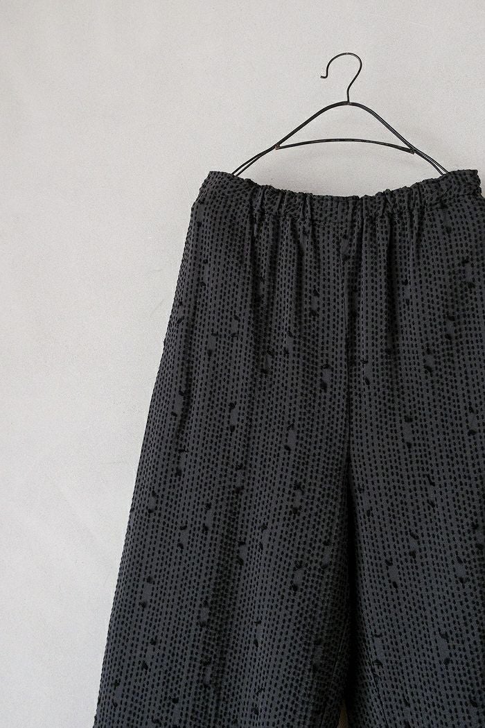 きりこ qiri キリ sashiko jacqurd gather wide pants(26SS) | T.T. GARRET