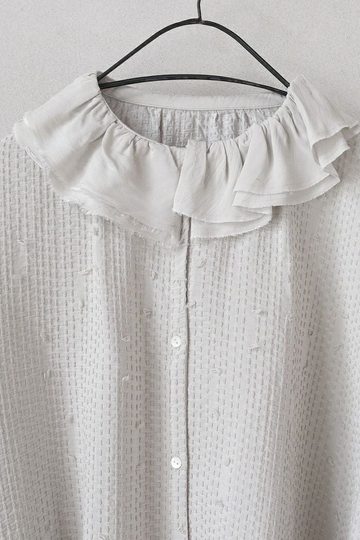 qiri キリ sashiko jacqurd frill collar blouse(26SS) | T.T. GARRET