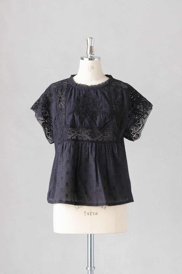 e'ternite' de Soi-e エテルニテドゥソワ カットドビー＋レース＋刺繍