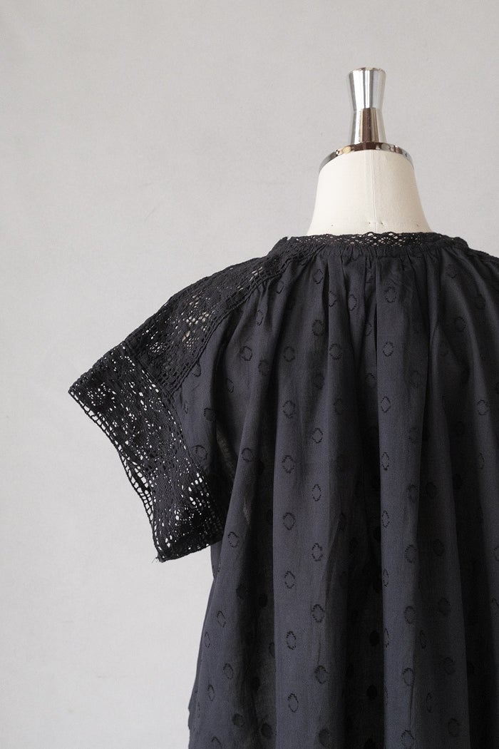 e'ternite' de Soi-e エテルニテドゥソワ カットドビー＋レース＋刺繍