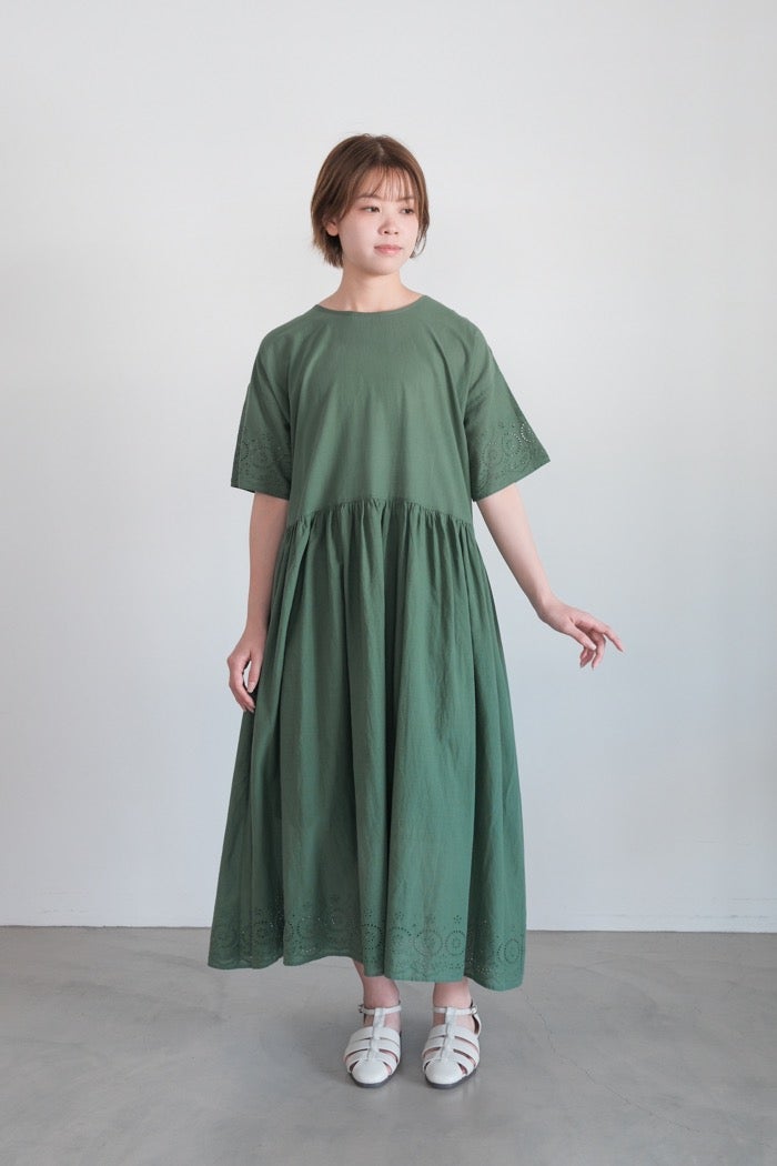 SOIL ソイル80s VOILE PLAIN WITH CUT WORK LACE CREW NECK PULLOVER