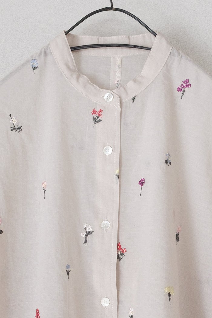 yuni ユニ C/Ny sheer floral刺繍ハーフスリーブシャツ(26SS) | T.T.
