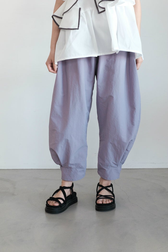 nunuforme ヌヌフォルム ブラックデニムポインテッドパンツ(25AW