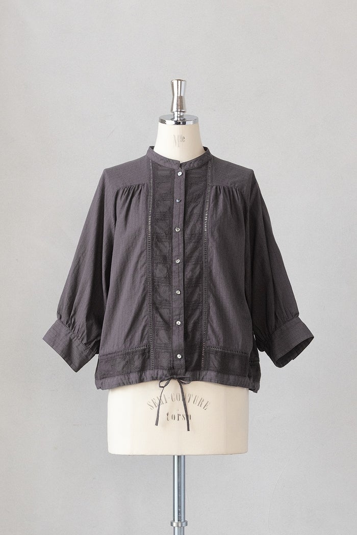Porter des boutons | ポルテデブトンの通販 | T.T.GARRET