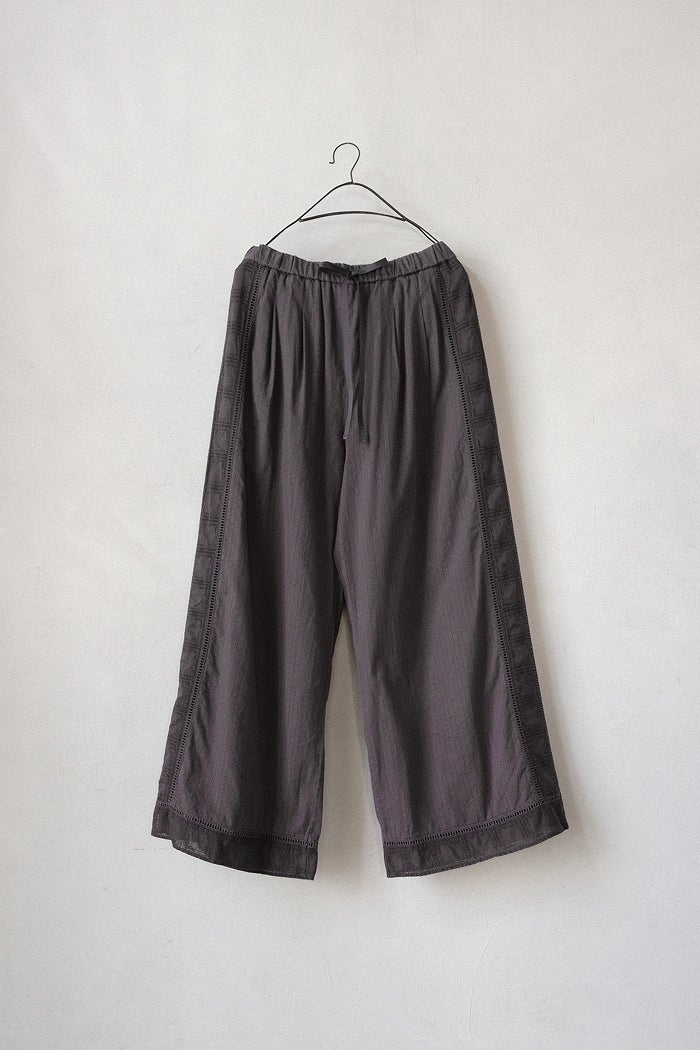 Porter des boutons ポルテデブトン ローズレースパンツ(26SS/NEW