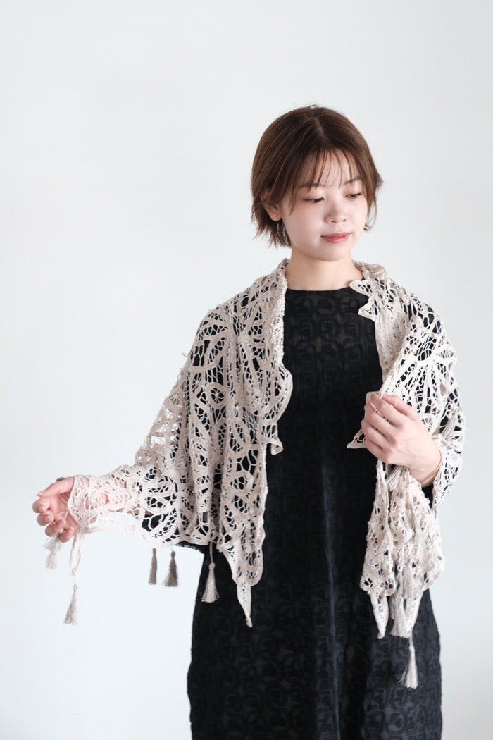Vlas Blomme ヴラスブラム バテンレースストール（タッセル付）(26SS
