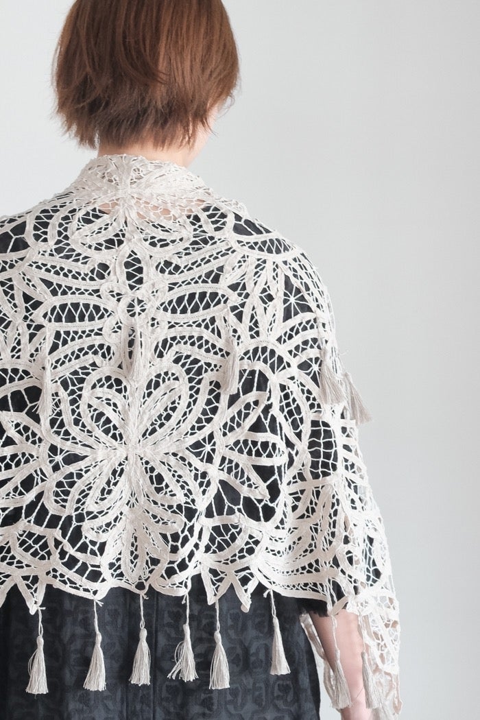 Vlas Blomme ヴラスブラム バテンレースストール（タッセル付）(26SS