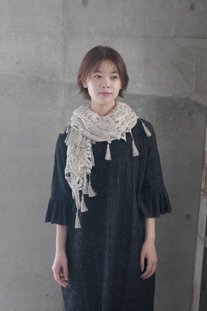 Vlas Blomme ヴラスブラム バテンレースストール（タッセル付）(26SS