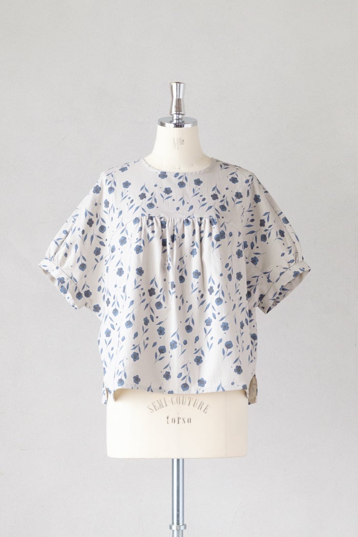 ROBE de PEAU ローブデポー リネンカミーユ タックパンツ(26SS) | T.T.