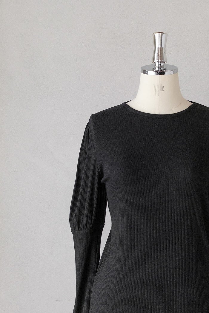 Gauze# ガーゼ キュリオスギャザースリーブ リブプルオーバー(26AW