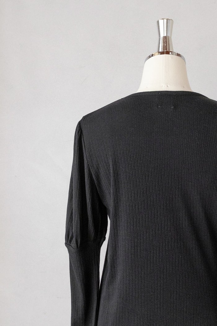 Gauze# ガーゼ キュリオスギャザースリーブ リブプルオーバー(26AW