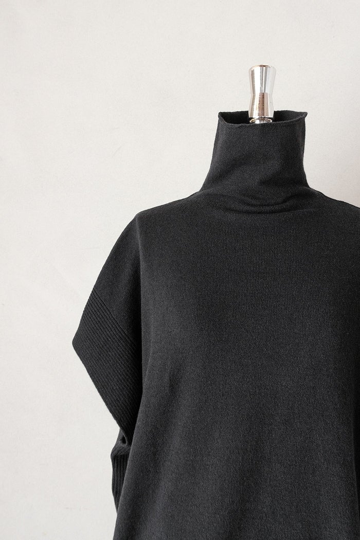 evam eva エヴァムエヴァ wool poncho(26AW) | T.T. GARRET